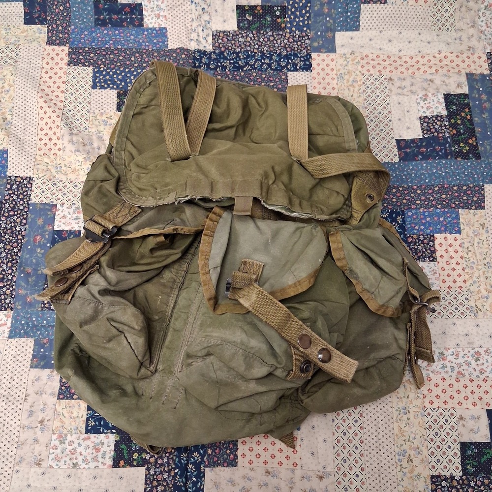 Vintage USGI ALICE Pack Medium Rucksack OD Green Combat Field Backpack
